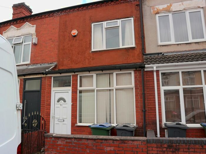 3 Bedroom Terraced House To Rent In Rosefield Road, Smethwick, B67