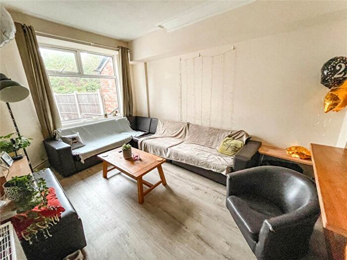 1 Bedroom House To Rent In Slade Lane, Manchester, Greater Manchester, M19