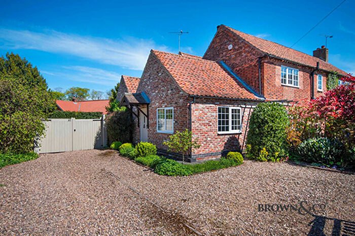 3 Bedroom Semi-Detached House For Sale In Rectory Lane, Gamston, DN22