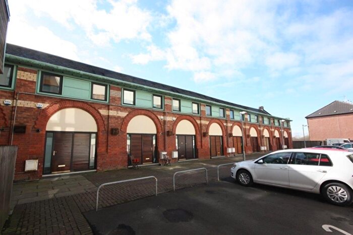 2 Bedroom Mews To Rent In Carfrae Street, Glasgow, G3