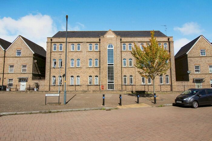 2 Bedroom Flat To Rent In Alicia Close, Haydon End, Swindon, SN25