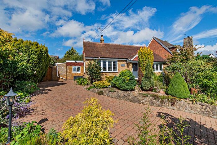 2 Bedroom Detached Bungalow For Sale In Church Street, Teston, Maidstone, ME18