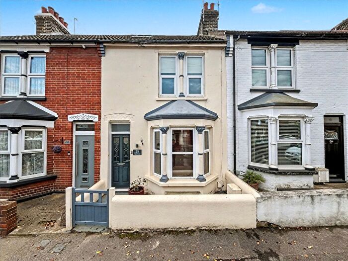 3 Bedroom Terraced House For Sale In Cavendish Avenue, Gillingham, Kent, ME7