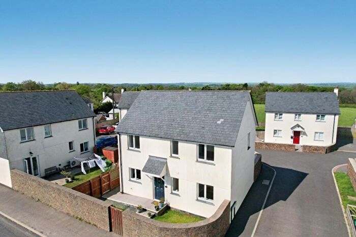 3 Bedroom Detached House For Sale In Cleave Close, Folly Gate, Okehampton, EX20