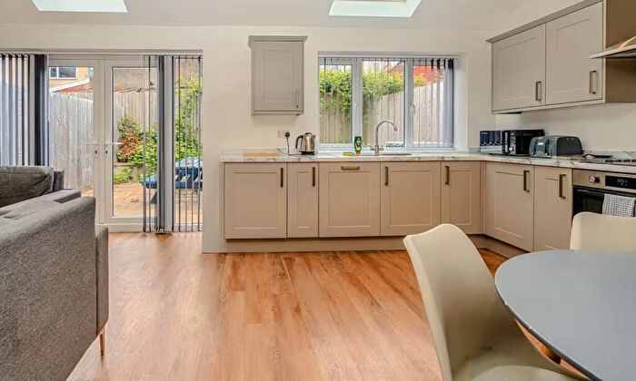 4 Bedroom Semi-Detached House To Rent In Cinderford Close, Bristol, BS10