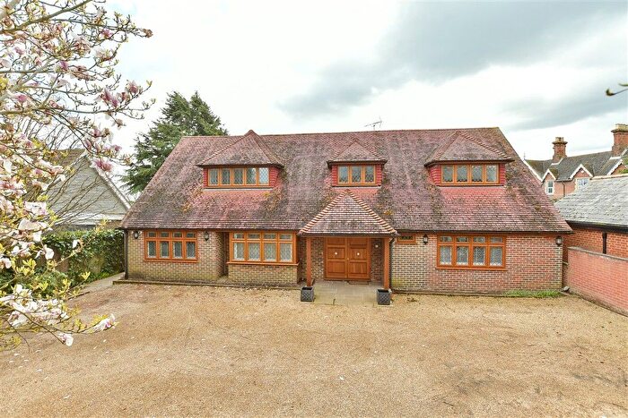 6 Bedroom Detached House For Sale In The Street, Cobham, Gravesend, Kent, DA12