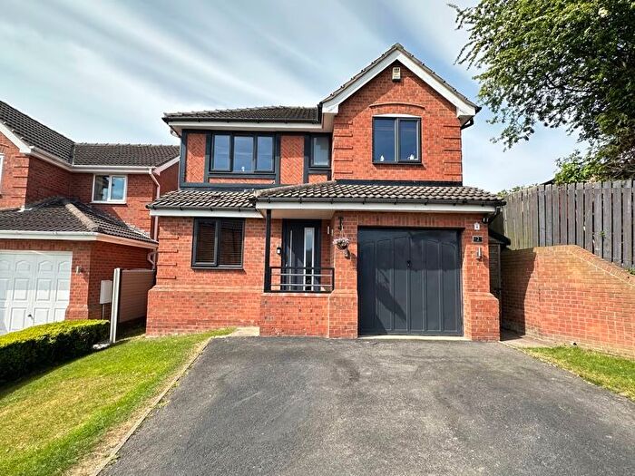 4 Bedroom Detached House For Sale In Brindle Park Drive, Castleford, WF10