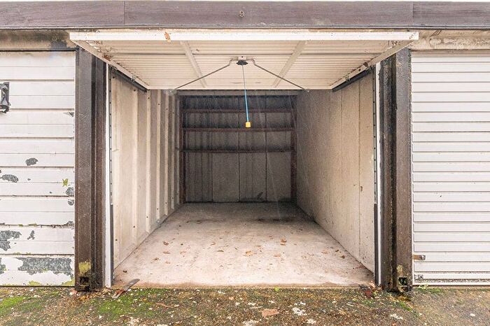 Studio To Rent In Kintyre Close, Norbury, SW16