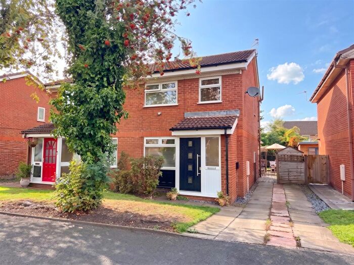 3 Bedroom Semi Detached House For Sale In Pochard Drive, Broadheath, Altrincham, WA14