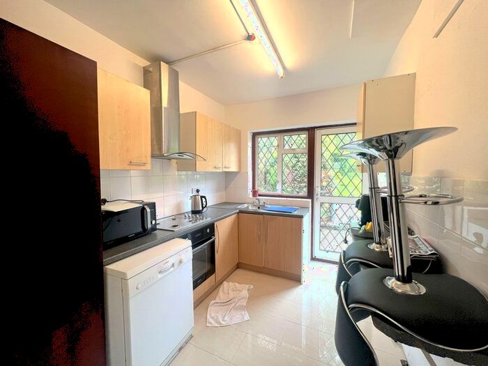 Studio To Rent In Elgood Avenue, Northwood, HA6