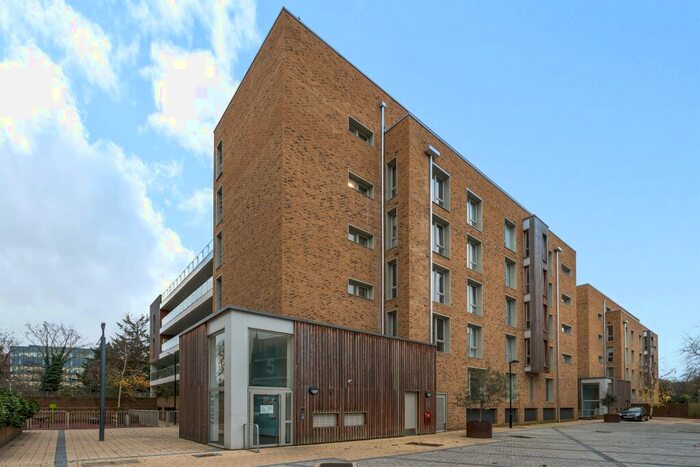 1 Bedroom Apartment To Rent In Kidwells Close, Maidenhead, SL6