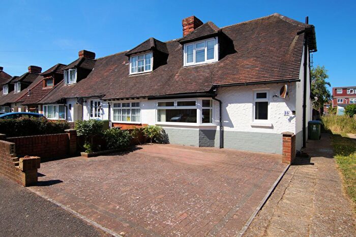 2 Bedroom End Of Terrace House For Sale In Myrtle Avenue, Portchester, PO16