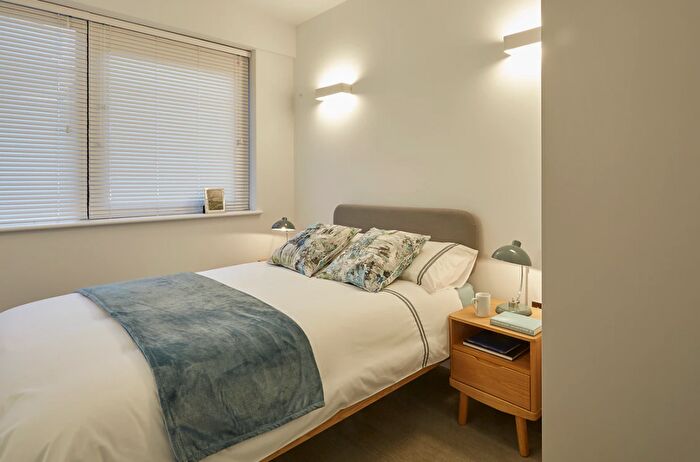 2 Bedroom Apartment To Rent In Abbott House, Griffiths Way, St Albans, AL1