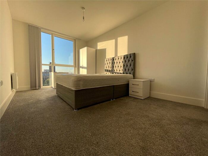 2 Bedroom Flat To Rent In Adelphi Wharf, Adelphi Street, Salford, Greater Manchester, M3