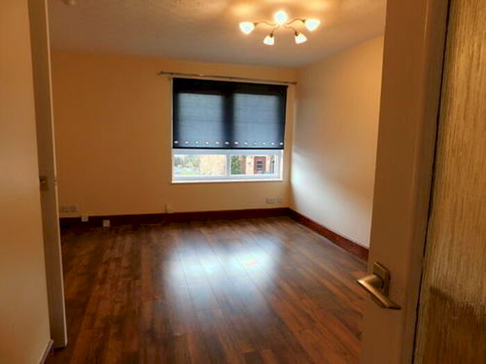 1 Bedroom Flat To Rent In Vexhim Park, Edinburgh, EH15