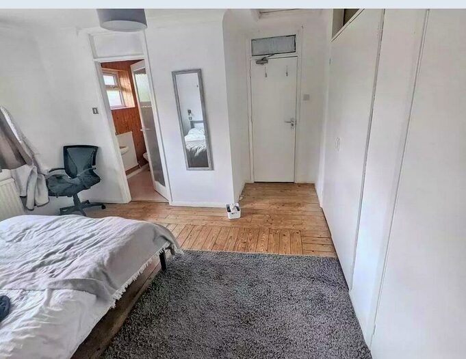 8 Bedroom Detached House To Rent In Whitley Street, Reading, Berkshire, RG2