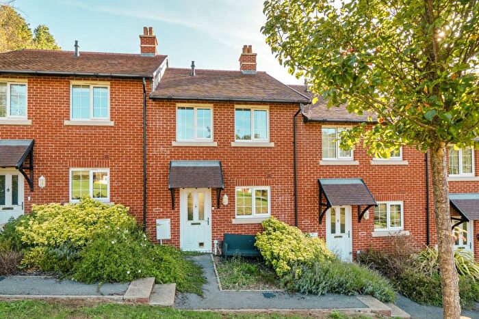 2 Bedroom Terraced House For Sale In Goslings Turning, Southampton, SO31