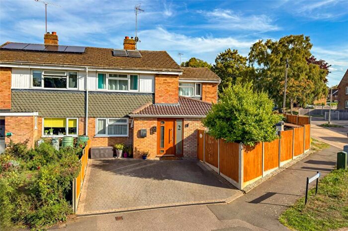 4 Bedroom Semi-Detached House For Sale In Deans Gardens, St. Albans, Hertfordshire, AL4