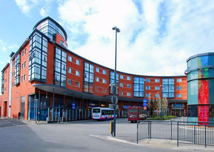 1 Bedroom Flat To Rent In Wells Crescent, Marconi Plaza, Chelmsford, CM1