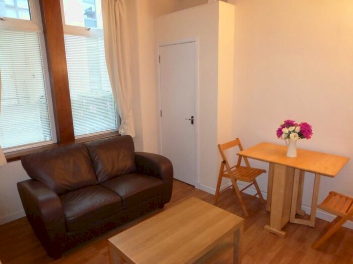 1 Bedroom Flat To Rent In Willowbank Road, City Centre, Aberdeen, AB11