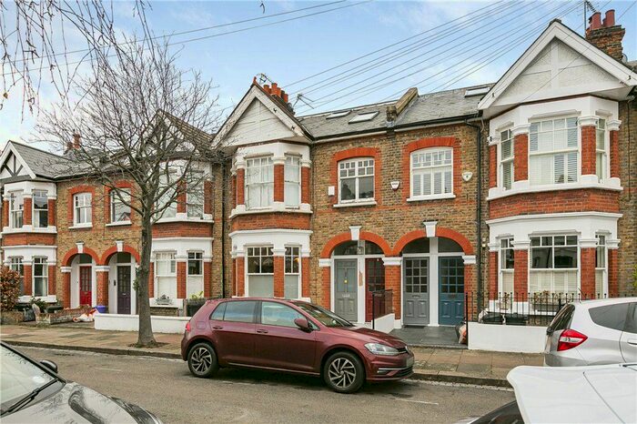 2 Bedroom Flat To Rent In Borneo Street, Putney, SW15