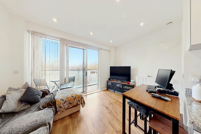 1 Bedroom Flat To Rent In Harris Lodge Dowding Drive, London, SE9