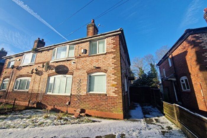3 Bedroom Semi-Detached House To Rent In Kingsway, Manchester, M19