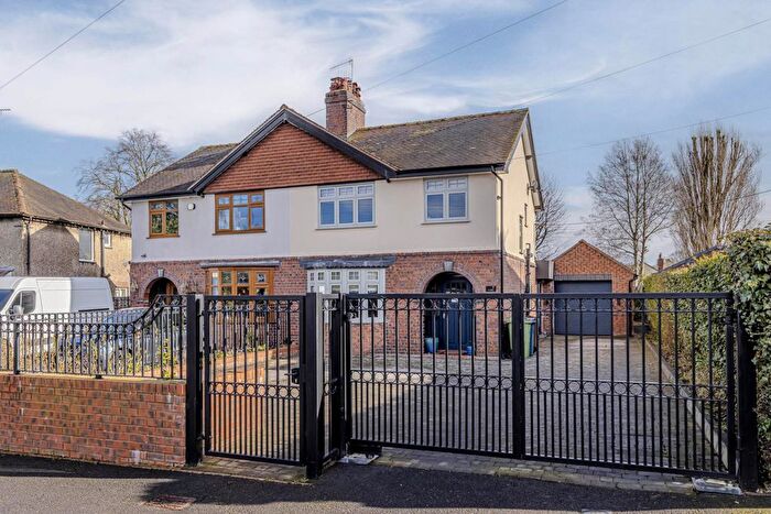 4 Bedroom Semi-Detached House For Sale In Park Drive, Stoke On Trent, ST12