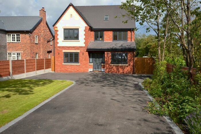 5 Bedroom Detached House To Rent In Woodford, Stockport, SK7
