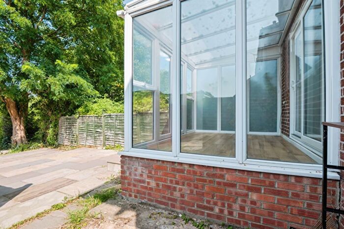 2 Bedroom Maisonette For Sale In Gainsford Road, Southampton, SO19