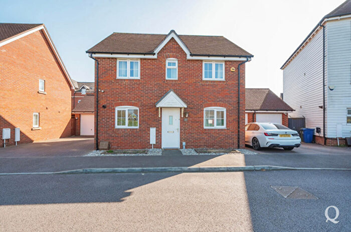 4 Bedroom Detached House For Sale In Eveas Drive, Sittingbourne, Kent, ME10