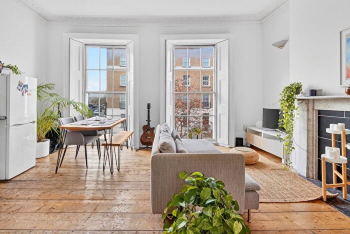 1 Bedroom Flat To Rent In Liverpool Road, Islington, London, N1