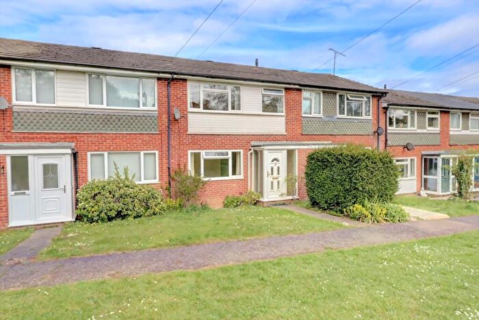 3 Bedroom Terraced House For Sale In Georges Hill, Widmer End, High Wycombe, Buckinghamshire, HP15