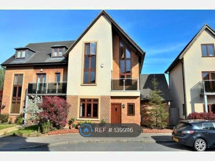 4 Bedroom Detached House To Rent In Bewdley Grove, Broughton, Milton Keynes, MK10