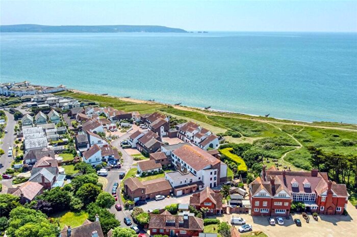 1 Bedroom Apartment For Sale In Shingle Bank Drive, Milford On Sea, Lymington, Hampshire, SO41