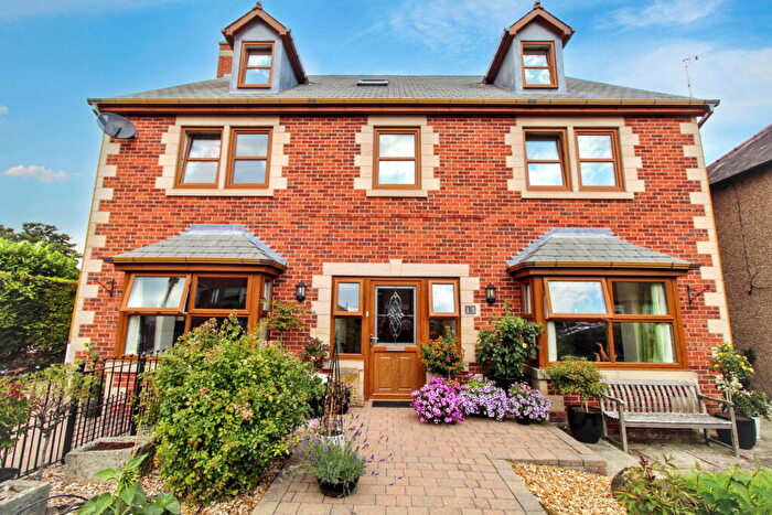 5 Bedroom Detached House For Sale In Homedale, Prudhoe, NE42