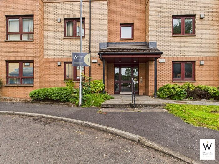 3 Bedroom Flat To Rent In Seamore Street, Maryhill, Glasgow, G20