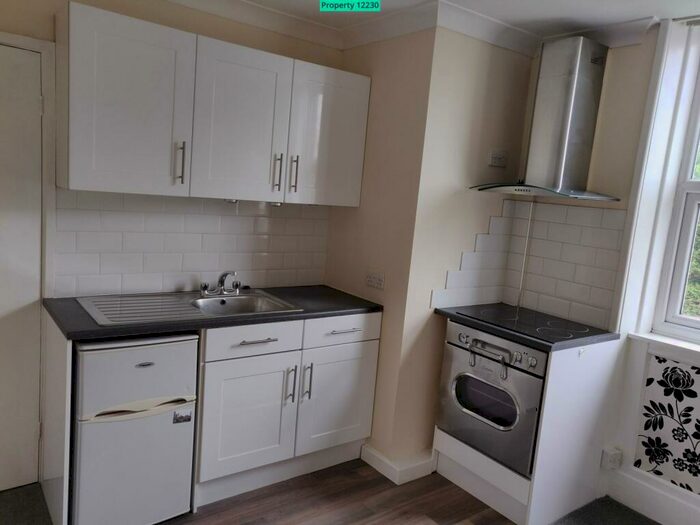 1 Bedroom Flat To Rent In Chorley Road, Walton-le-dale, Preston, PR5