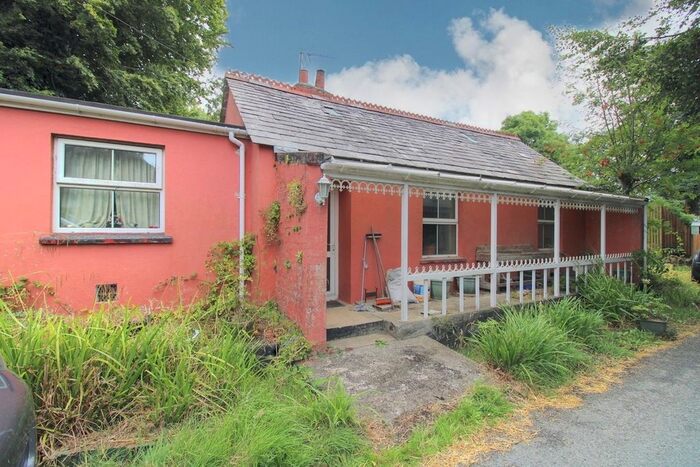 2 Bedroom Bungalow For Sale In Canworthy Water, Launceston, PL15
