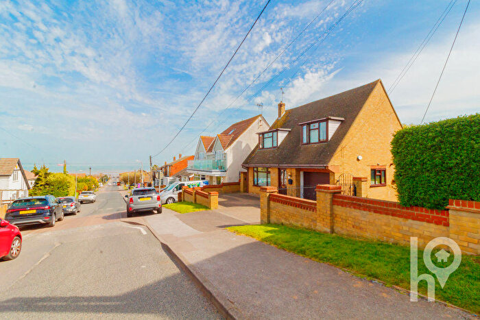 3 Bedroom Detached House For Sale In Seaside Avenue, Minster On Sea, ME12