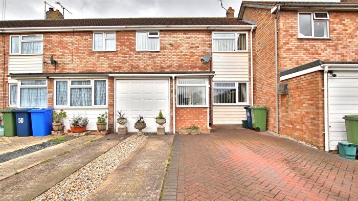 3 Bedroom Terraced House For Sale In Warren Road, Tewkesbury, GL20