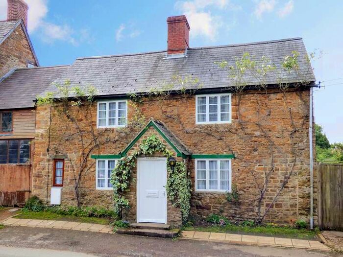 3 Bedroom House To Rent In Main Street, Sibford Gower, Banbury, Oxfordshire, OX15