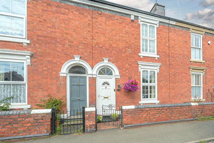 2 Bedroom House For Sale In Glebe Lane, Stourbridge, DY8