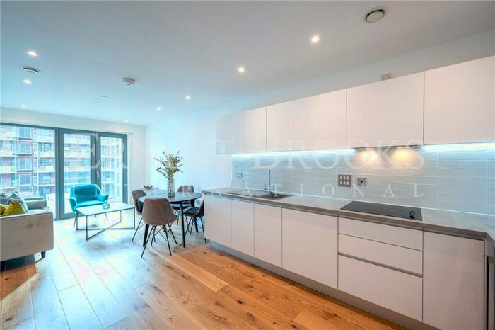 1 Bedroom Apartment To Rent In The Axium, Windmill Street, Birmingham, B1