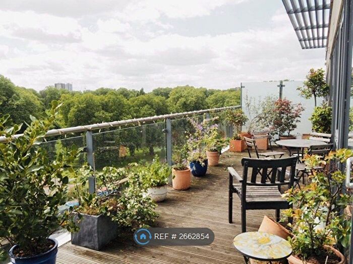 2 Bedroom Flat To Rent In Essex Wharf, London, E5