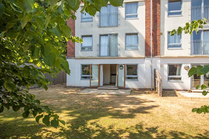 2 Bedroom Apartment For Sale In Thorpe Road, Norwich, NR1