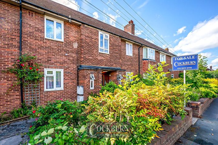 2 Bedroom Flat For Sale In Lambarde Avenue, Mottingham, SE9