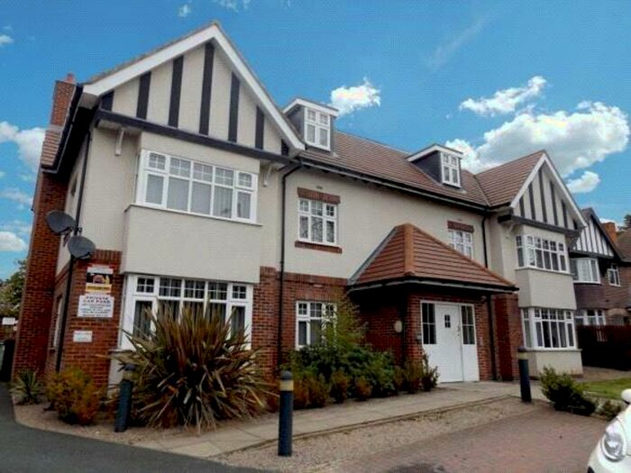 1 Bedroom Flat To Rent In Ash House, - Rectory Road, Sutton Coldfield, Birmingham, B75