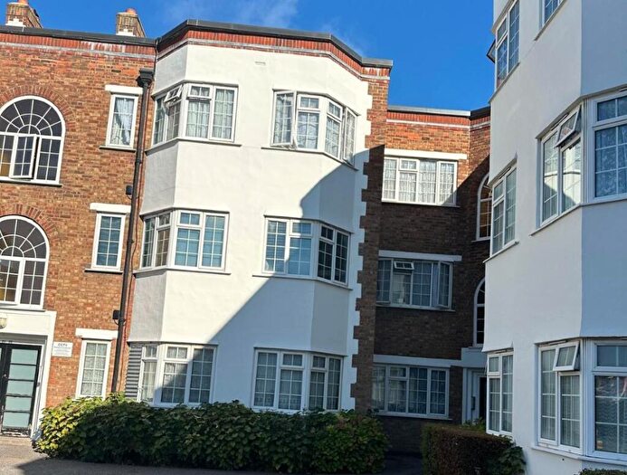 2 Bedroom Apartment For Sale In Flat Barons Court, Church Lane, London, NW9