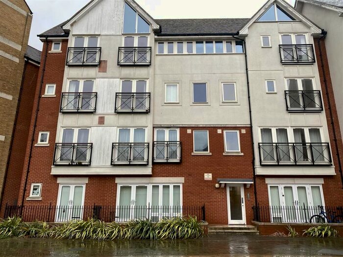 2 Bedroom Flat To Rent In Tannery Square, Canterbury, CT1